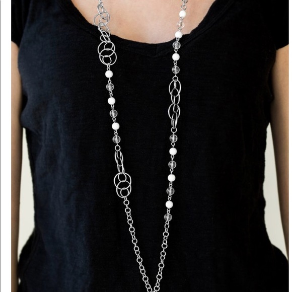 Paparazzi - Picture 3 of 8